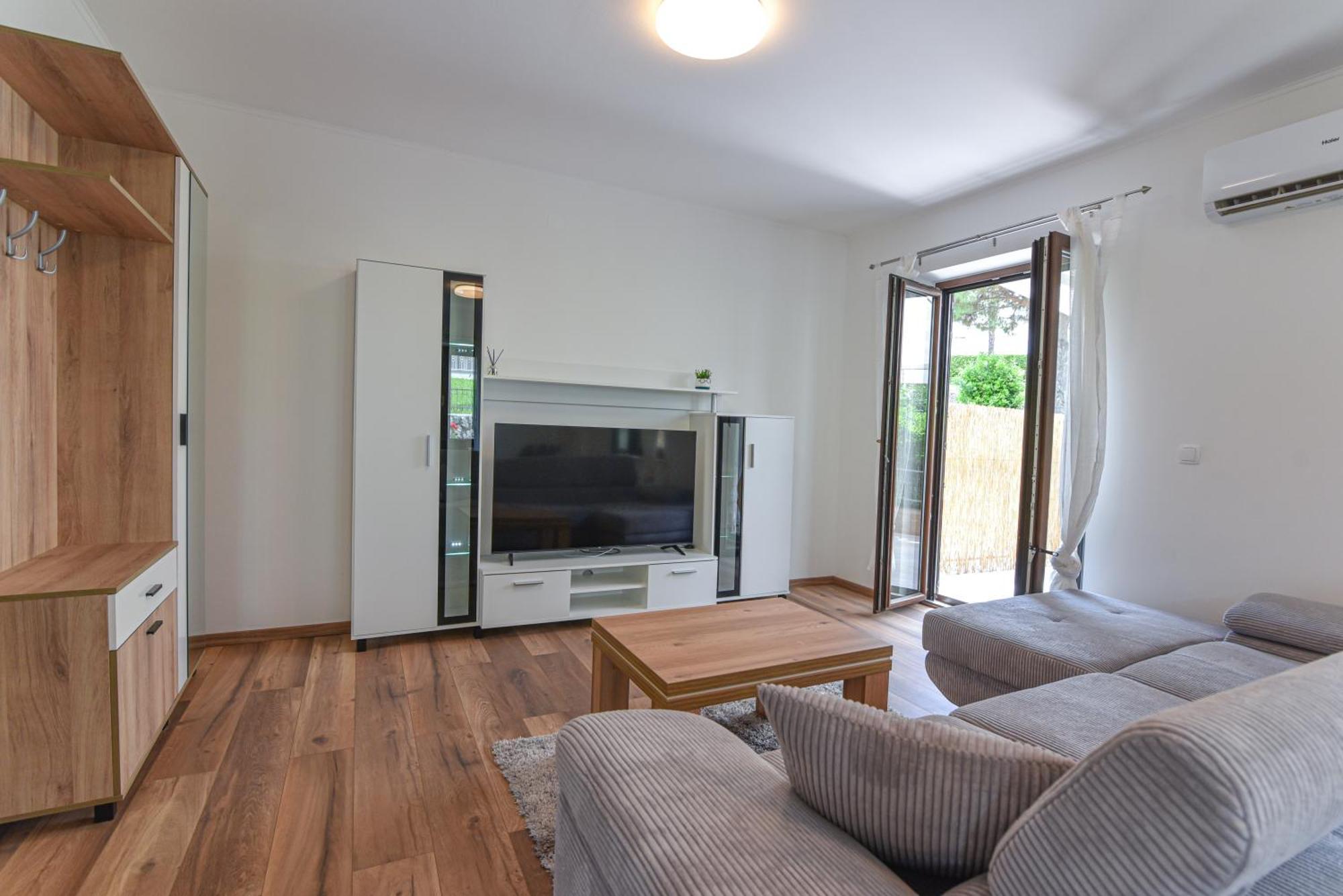 Dani Apartment